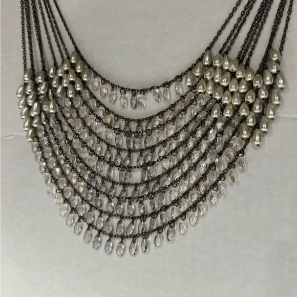 Breathtaking waterfall of silver + white droplet beads. Drapes beautifully. New! - Picture 2 of 6